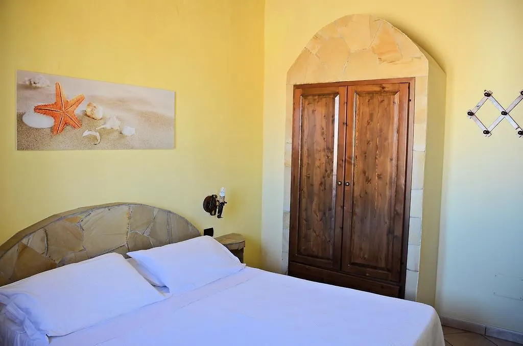 Apartment Appartamenti La Risacca Lampedusa Italy